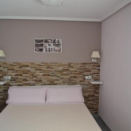 Hostal La Pilarica Paterna Eksteriør billede