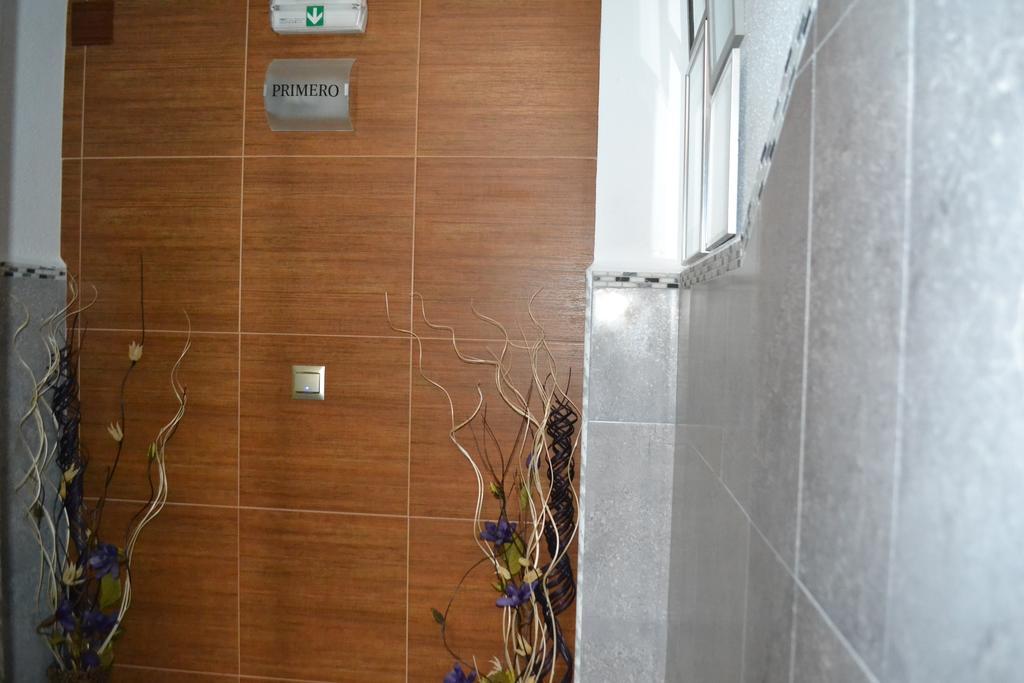 Hostal La Pilarica Paterna Eksteriør billede