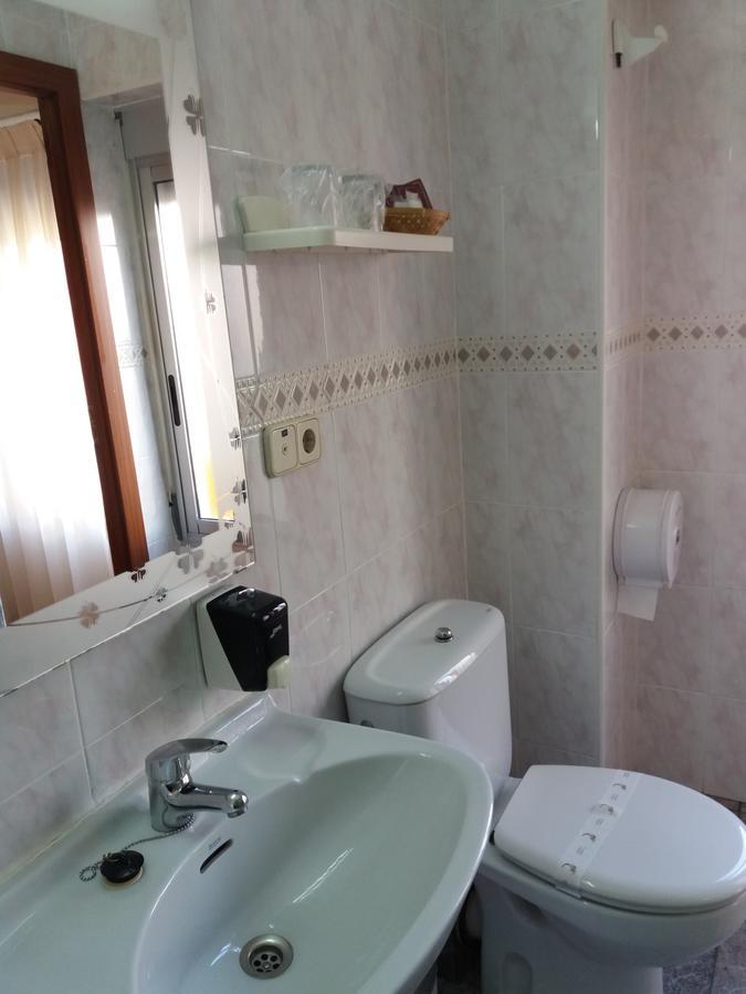 Hostal La Pilarica Paterna Eksteriør billede