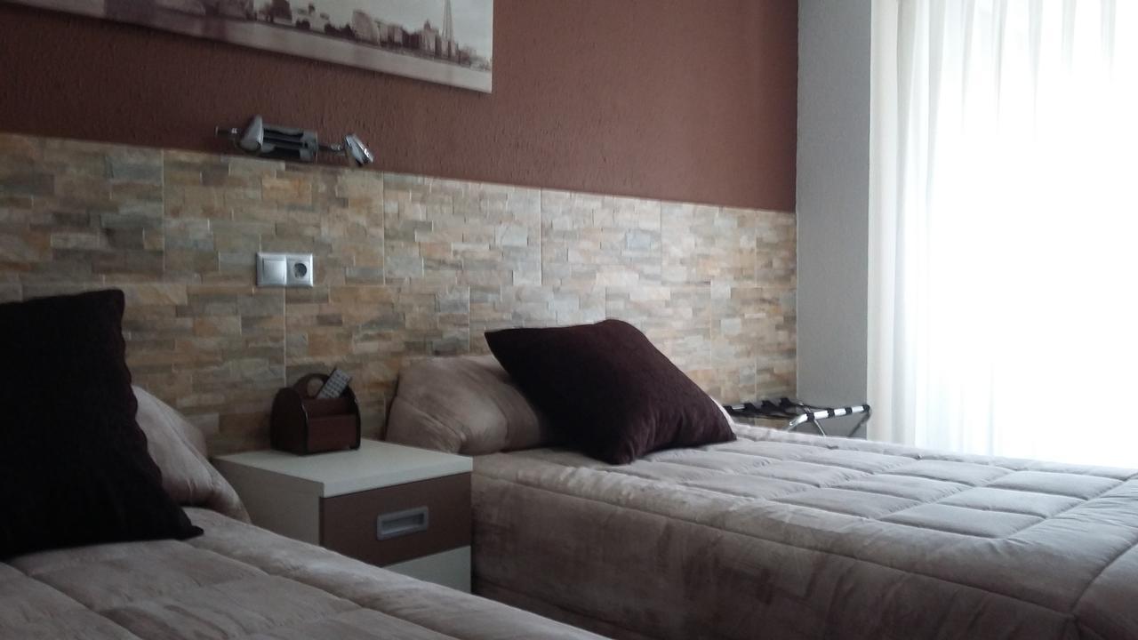 Hostal La Pilarica Paterna Eksteriør billede