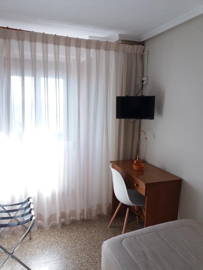 Hostal La Pilarica Paterna Eksteriør billede