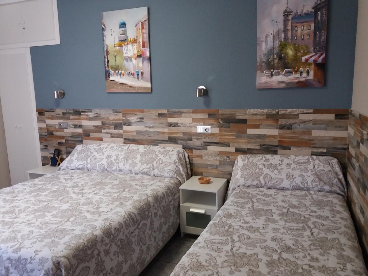 Hostal La Pilarica Paterna Eksteriør billede