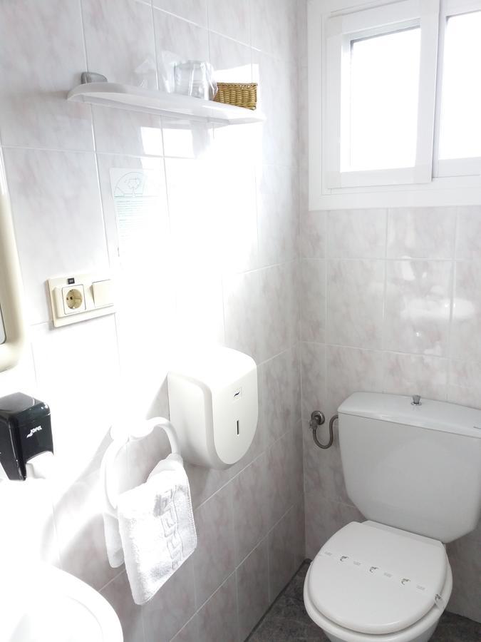 Hostal La Pilarica Paterna Eksteriør billede