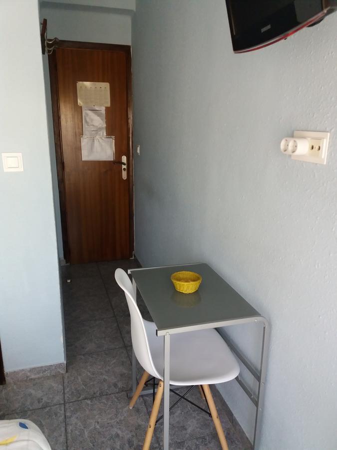 Hostal La Pilarica Paterna Eksteriør billede